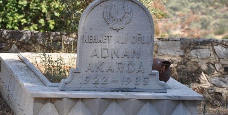 Eski milletvekilinin mezarı babalık davası için açıldı
