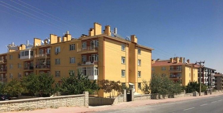 Kadınlar 'altın günü' yaptı, site karantinaya alındı