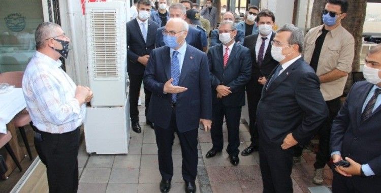 İzmir Valisi Köşger’den korona virüs denetimi