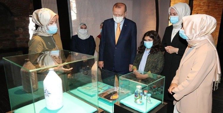 Cumhurbaşkanı Erdoğan 'Böyle Daha Güzelsin' sergisini gezdi