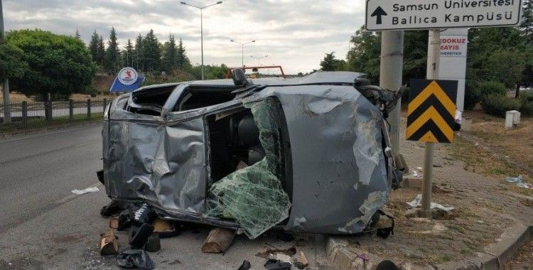 Samsun'da otomobil takla attı: 2'si ağır 4 yaralı