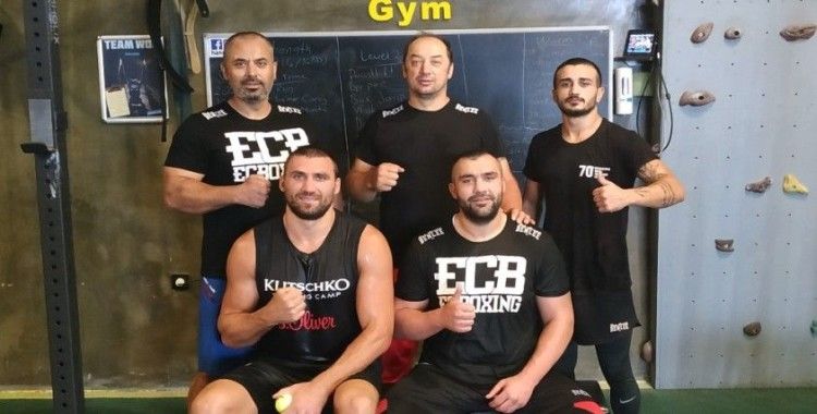 Türk boksörler Ukrayna’da ringe çıkıyor