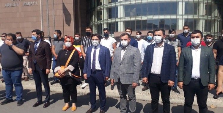 AK Parti İstanbul Gençlik Kolları üyelerinden Erol Mütercimler hakkında suç duyurusu