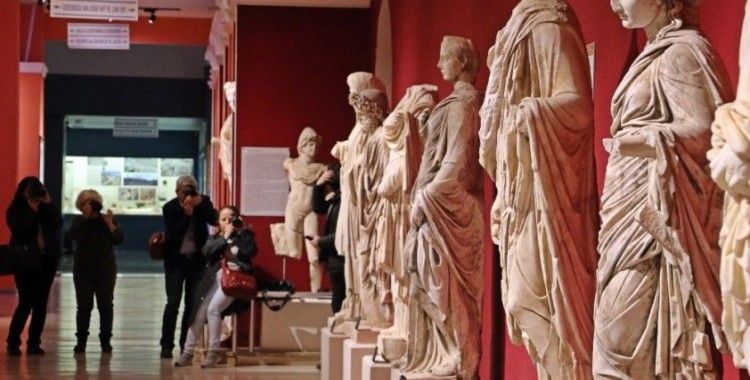 Antalya Müzesi'ni karıştıran iddia