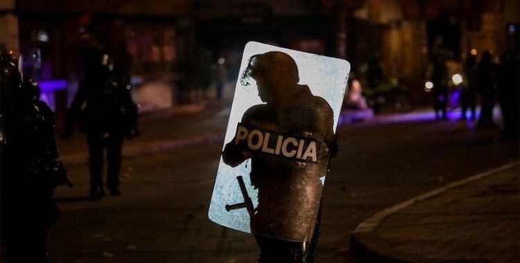 Kolombiya'da polise 'tepki protestoları': 10 ölü, 403 yaralı