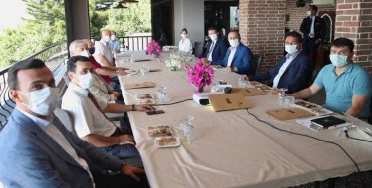 Bakan Çavuşoğlu Alanya HEP Üniversitesi'nin toplantısına katıldı