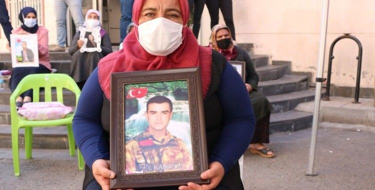 HDP önündeki ailelerin evlat nöbeti 378'inci gününde