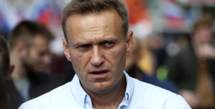 Navalny otel odasında zehirlendi