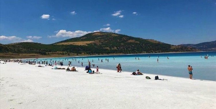 Salda'nın 'Beyaz Adalar' bölgesinde göle girilmesi yasaklanabilir