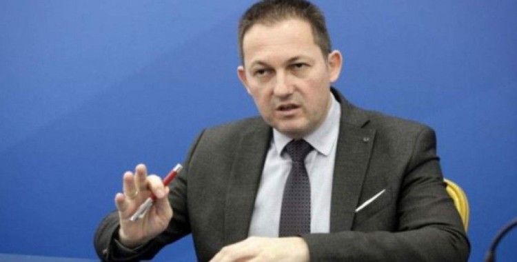 Yunan hükümet sözcüsü, saldırgan gazeteyi kınadı