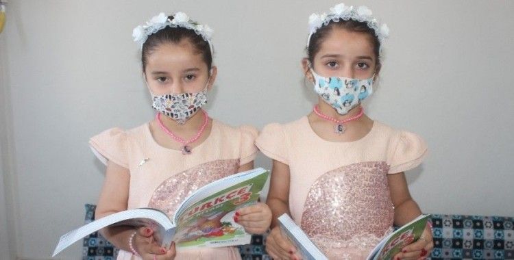 İkiz kardeşler isimleriyle dikkat çekiyor: "Suriye ve Türkiye"