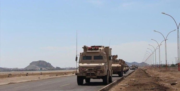 Yemenli yetkili: BAE, Sokotra Adası'nda askeri üs inşasına başladı