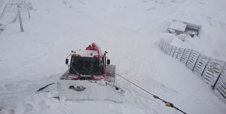 İsviçre’de kar kalınlığı 25 santimetreye ulaştı