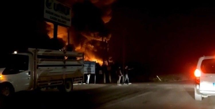 Bursa’da soğuk hava deposundaki yangın söndürüldü