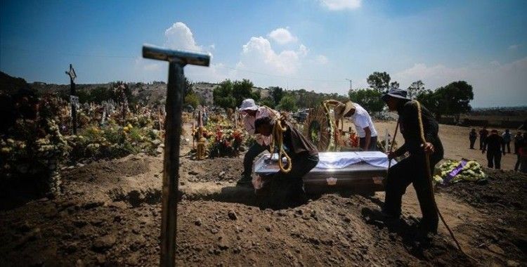 Meksika'da Kovid-19'dan ölenlerin kesin sayısını tespit etmek 'birkaç yıl' sürebilir
