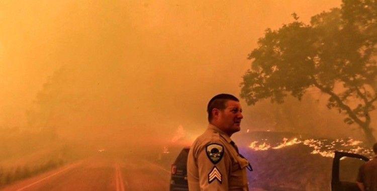 Kaliforniya'da yangınlar bitmiyor