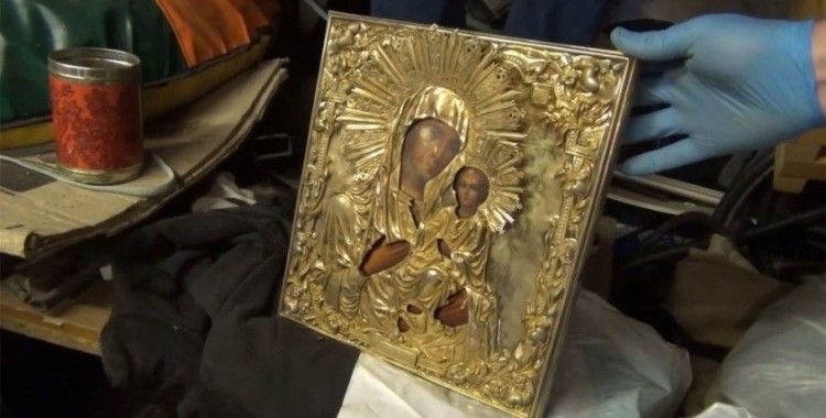 Putin'in kiliseye bağışladığı tarihi eserleri çalan hırsızlar yakalandı