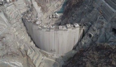 Türkiye'nin en yüksek gövdeli barajının gövdesinin tamamlanmasına 40 metre kaldı