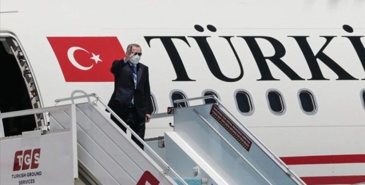 Cumhurbaşkanı Erdoğan Kuveyt ve Katar'a gitti