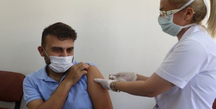 Covid-19 aşısı faz 3 denemeleri Gaziantep'te başladı