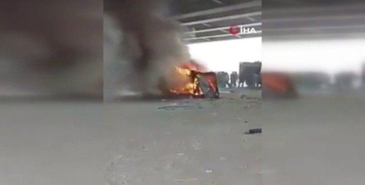 Mısır'da minibüs alev topuna döndü: 5 ölü, 7 yaralı