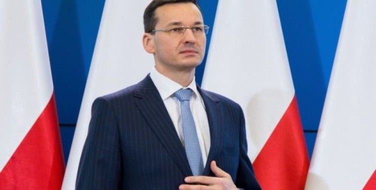 Polonya Başbakanı Morawiecki kendisini karantinaya aldı