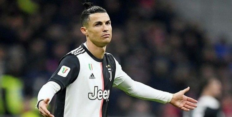 Ronaldo'nun yeni tip koronavirüs (Kovid-19) testinin pozitif çıktı