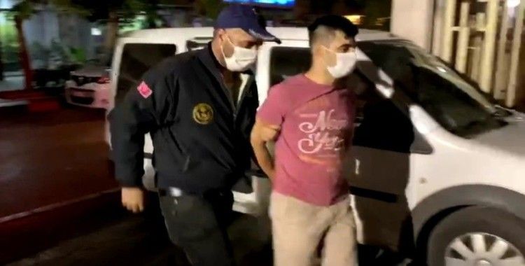 İzmir'de FETÖ operasyonu: 89 gözaltı