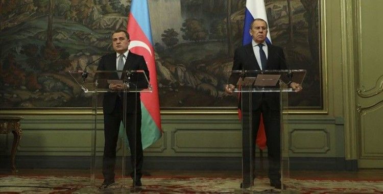 Azerbaycan Dışişleri Bakanı Bayramov: Ermenistan ordusunun balistik füzeleri meşru bir hedef olarak imha edildi