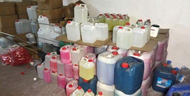 İstanbul'da sahte içki operasyonu: 7 ton etil alkol ele geçirildi