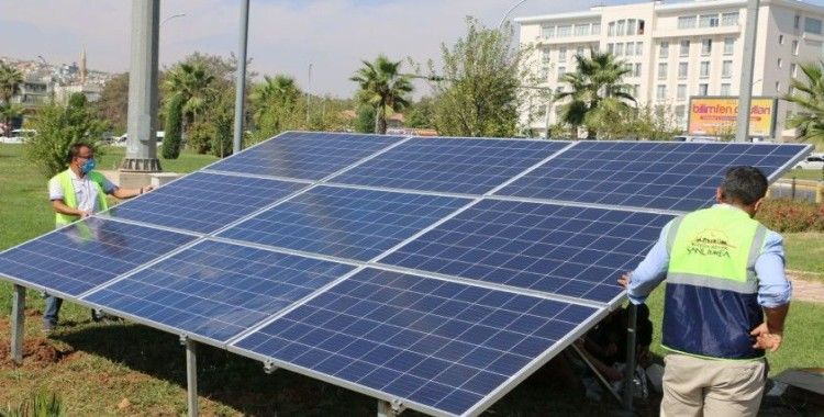 Büyükşehir'den Abide Kavşağına güneş enerjili kesintisiz güç kaynağı