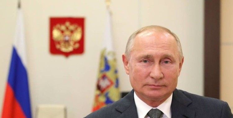 Putin: İkinci Rus Kovid-19 aşısı EpiVakKorona tescil edildi