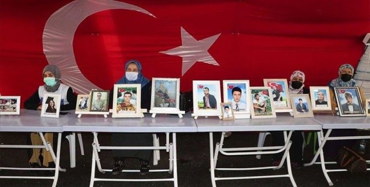 PKK'ya kucak açan Avrupa Diyarbakır annelerini görmezden geliyor