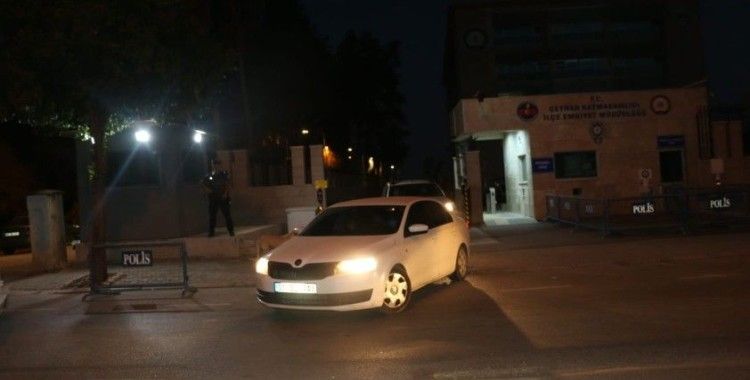 Ceyhan'da silahlı suç örgütü operasyonunda 3 tutuklama