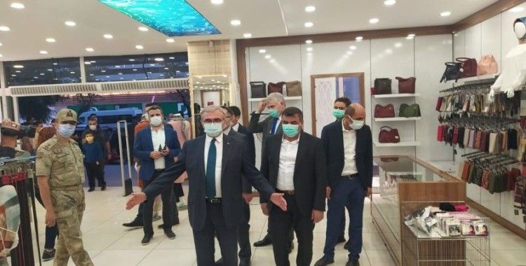 Diyarbakır Valisi ve Büyükşehir Belediye Başkan vekili Münir Karaloğlu, vatandaşlara tedbirlere uyma çağrısında bulundu