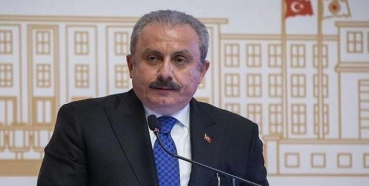 TBMM Başkanı Şentop, Ersin Tatar'ı tebrik etti