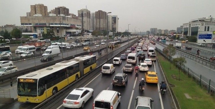 İstanbul’da hafta içi yolculuk yüzde 11 arttı