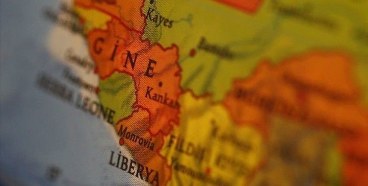 Gine'de muhalefet cumhurbaşkanlığı seçimlerinden zaferle çıktıklarını duyurdu