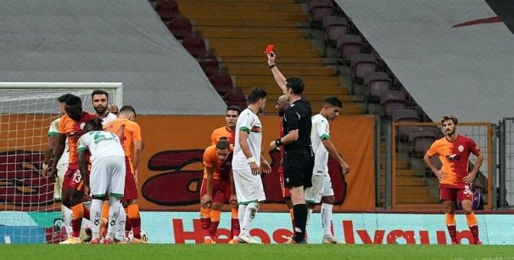 Süper Lig: Galatasaray: 1 - Aytemiz Alanyaspor: 1 (İlk yarı)