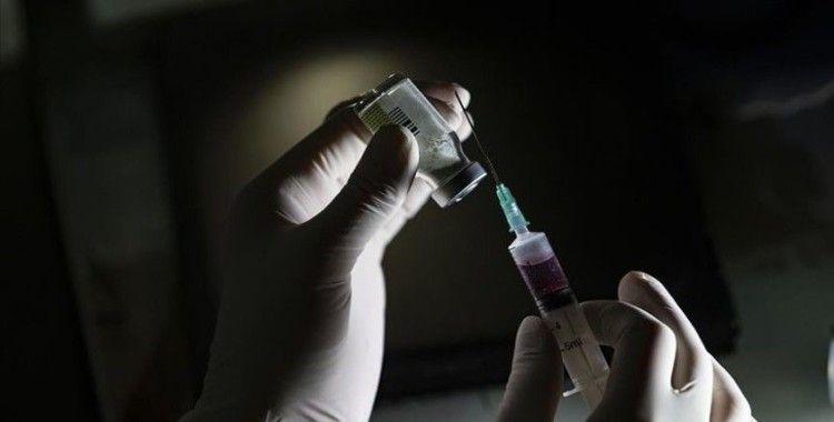 Çin, Kovid-19 potansiyel aşılarının 'hiçbir yan etkisinin' olmadığını ileri sürdü