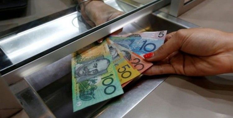 Avustralya Doları 'faizlerin sıfırın altına inebileceği' açıklamasıyla düştü