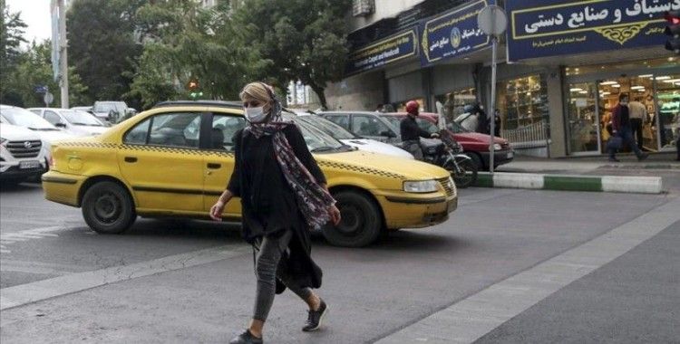 İran Kovid-19 salgınını kısmi kısıtlamalarla önlemeye çalışıyor