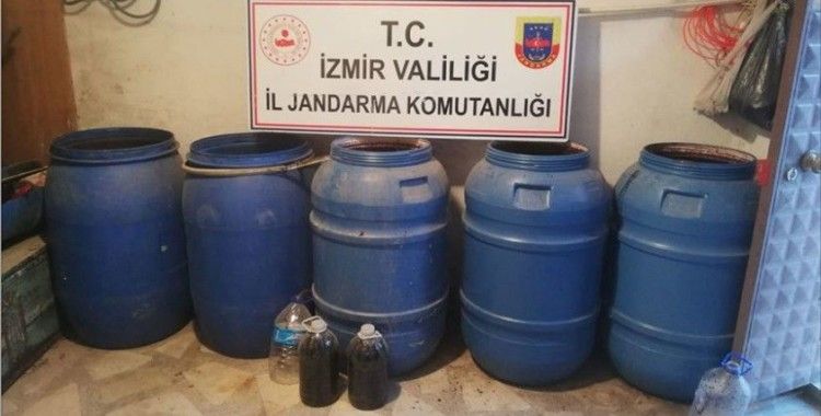 İzmir'de bin 980 litre sahte içki ele geçirildi