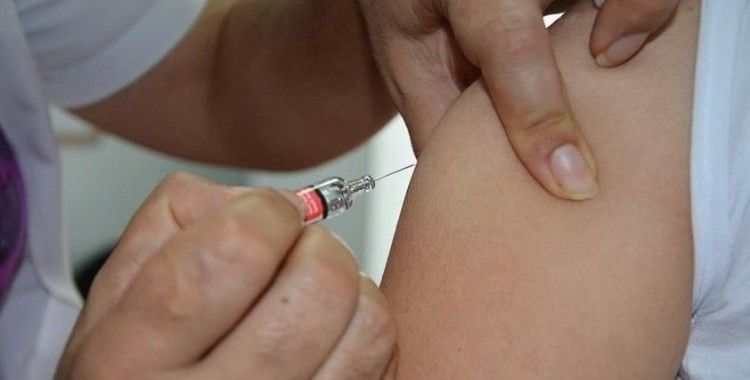 Almanya'dan getirilen Kovid-19 aşısı Sakarya ve Kocaeli'de gönüllülere uygulanmaya başlandı