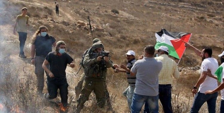 İsrail polisi ve Yahudi yerleşimciler Batı Şeria'da 5 Filistinliyi yaraladı