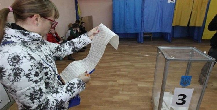 Ukraynalılar yarın yerel seçimler için sandığa gidecek