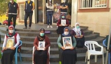 HDP önündeki evlat nöbeti 419. gününde
