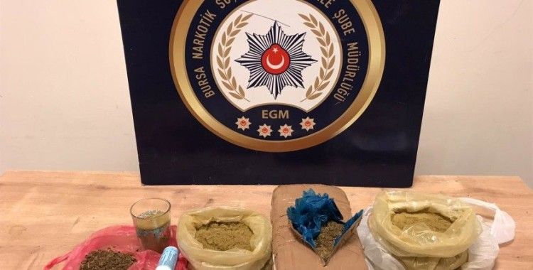 Bursa'da bir kişiden 2 kilo uyuşturucu çıktı