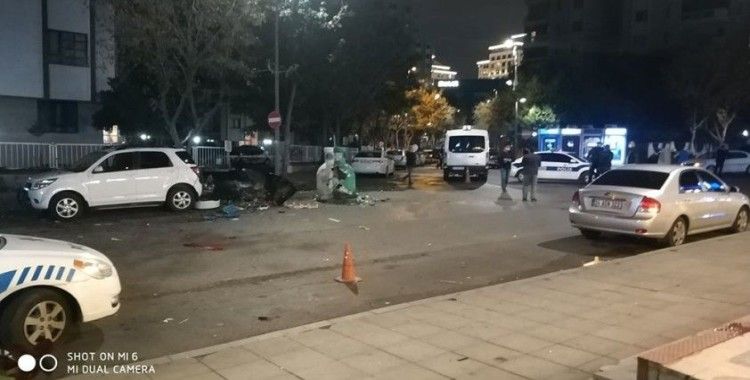  Ataşehir’de çöp konteynerı bomba gibi patladı, polis alarma geçti