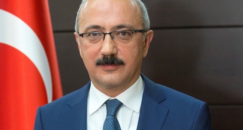 “Albayrak’a hizmetlerinden dolayı teşekkür ettim. Kendisi de bana